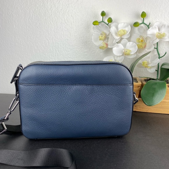 Michael Kors Cooper Utility Crossbody - Picture 4 of 8